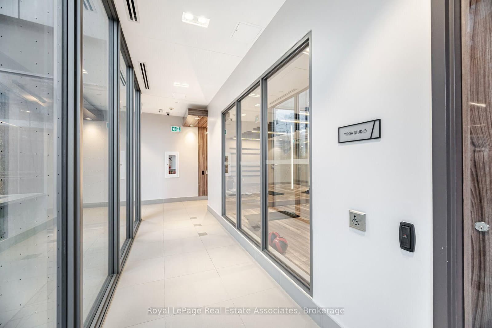 32 Forest Manor Road, Unit 207 thumbnail 34