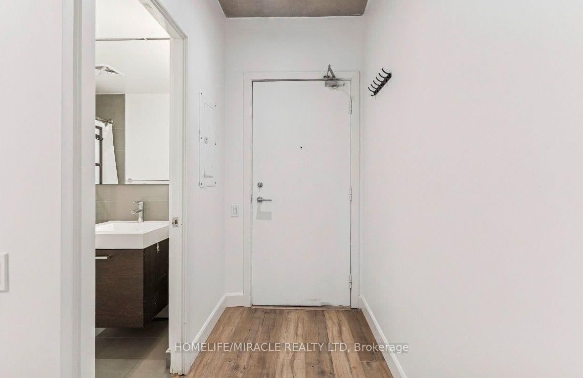 318 King Street E, Unit 207 thumbnail 7