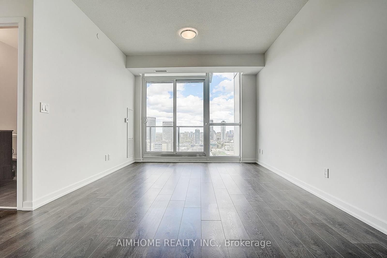 32 Forest Manor Road, Unit 2105 thumbnail 7