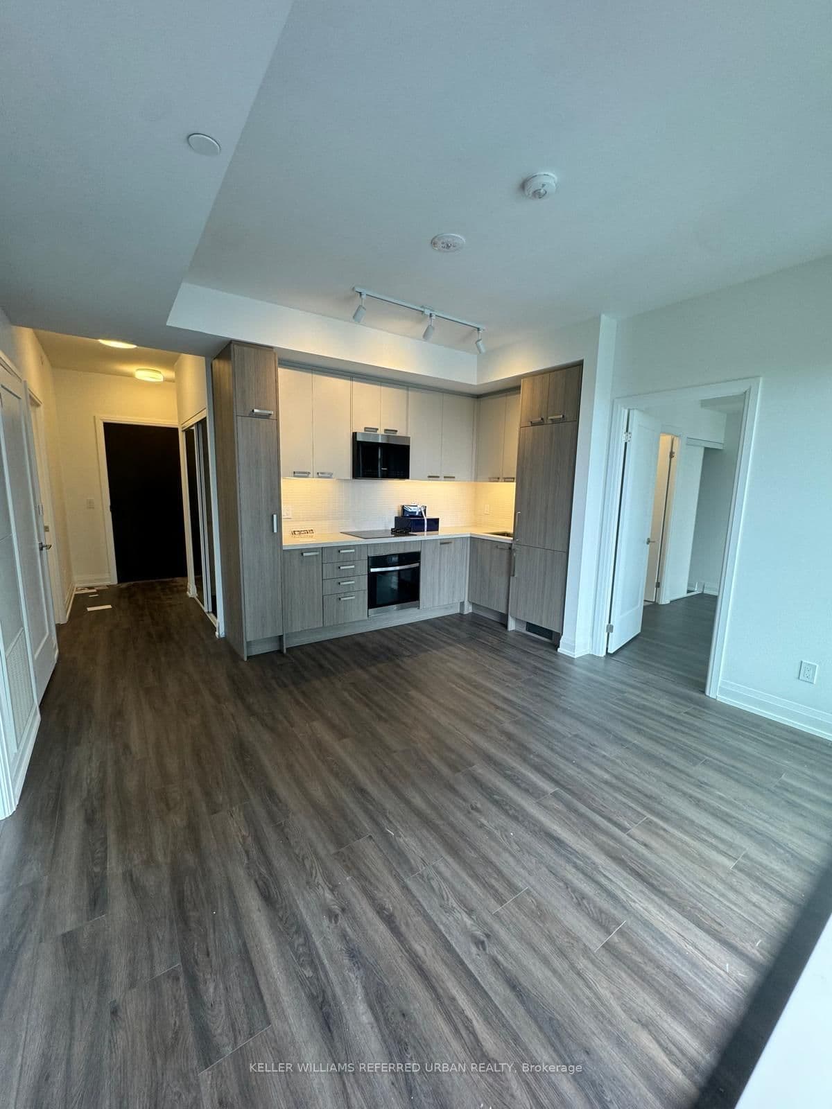 20 Soudan Avenue, Unit 2204 - Image 1