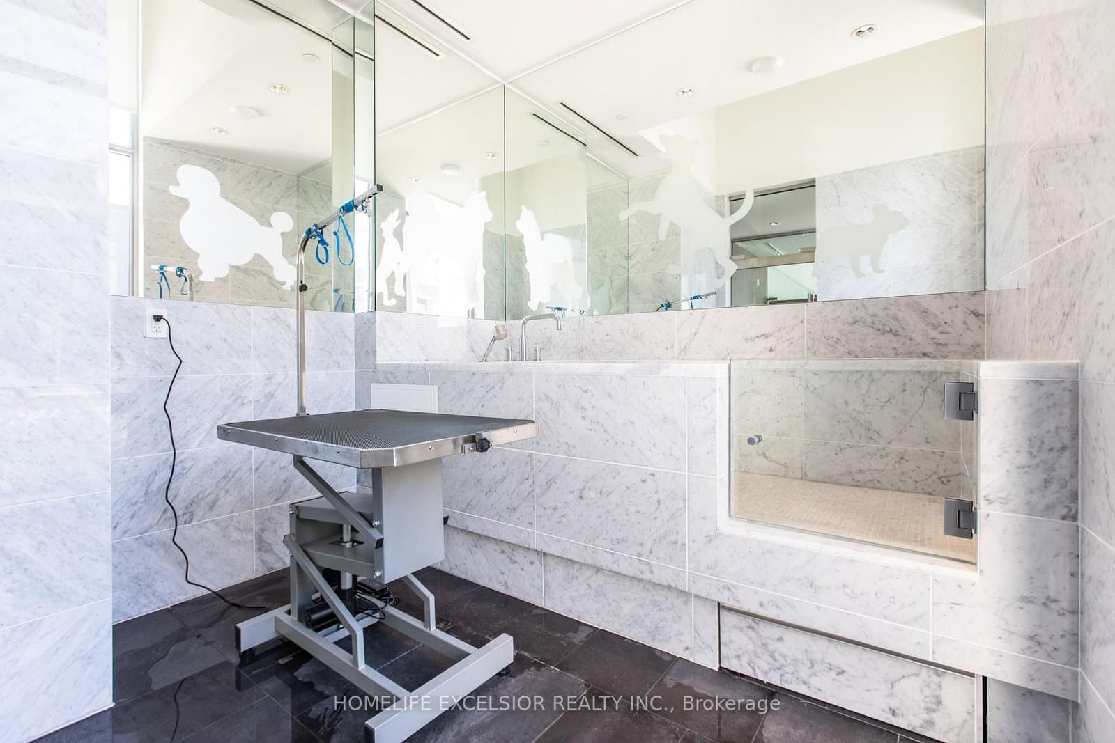 115 Mcmahon Drive, Unit 712 thumbnail 19