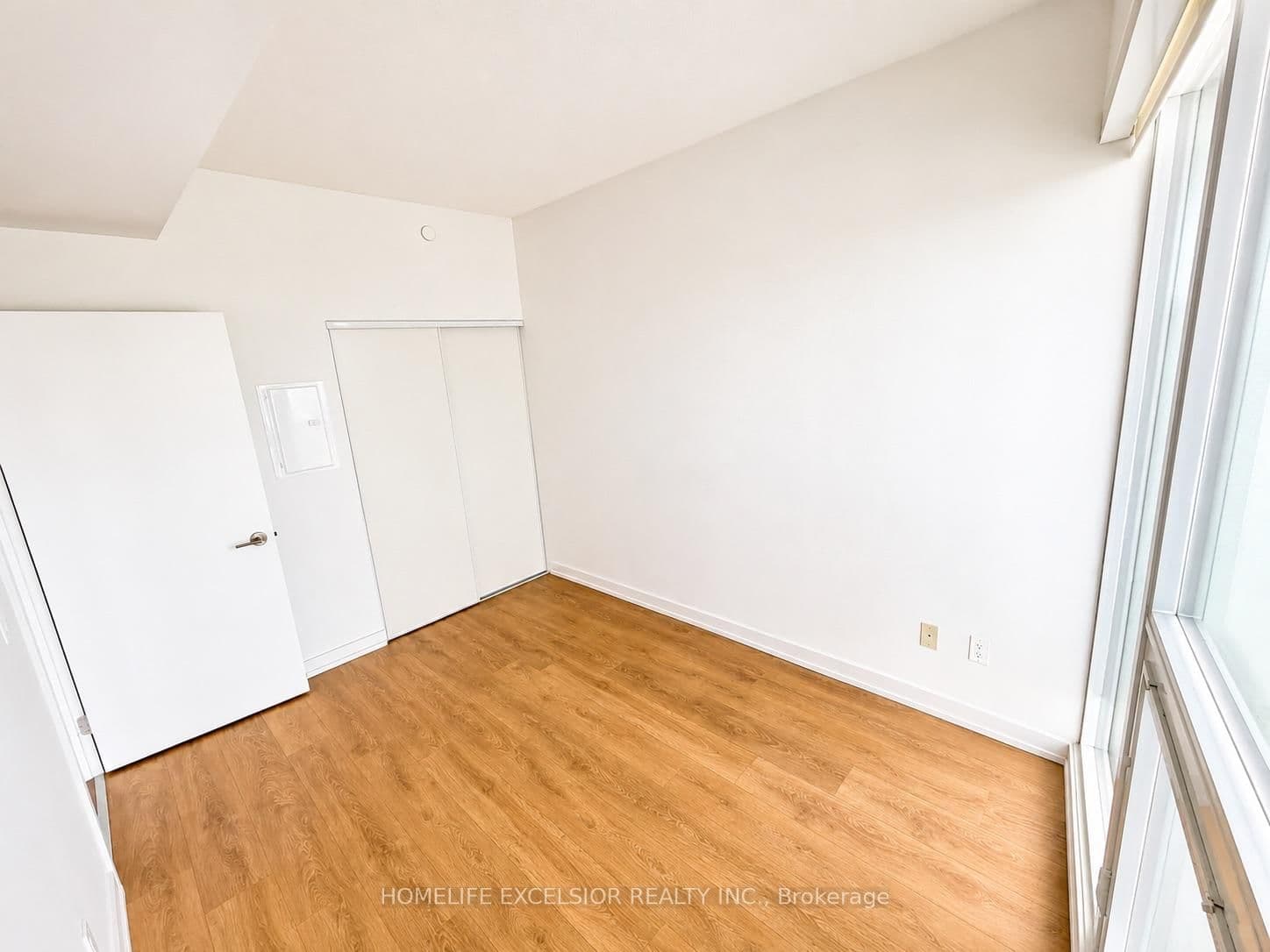 115 Mcmahon Drive, Unit 712 thumbnail 6