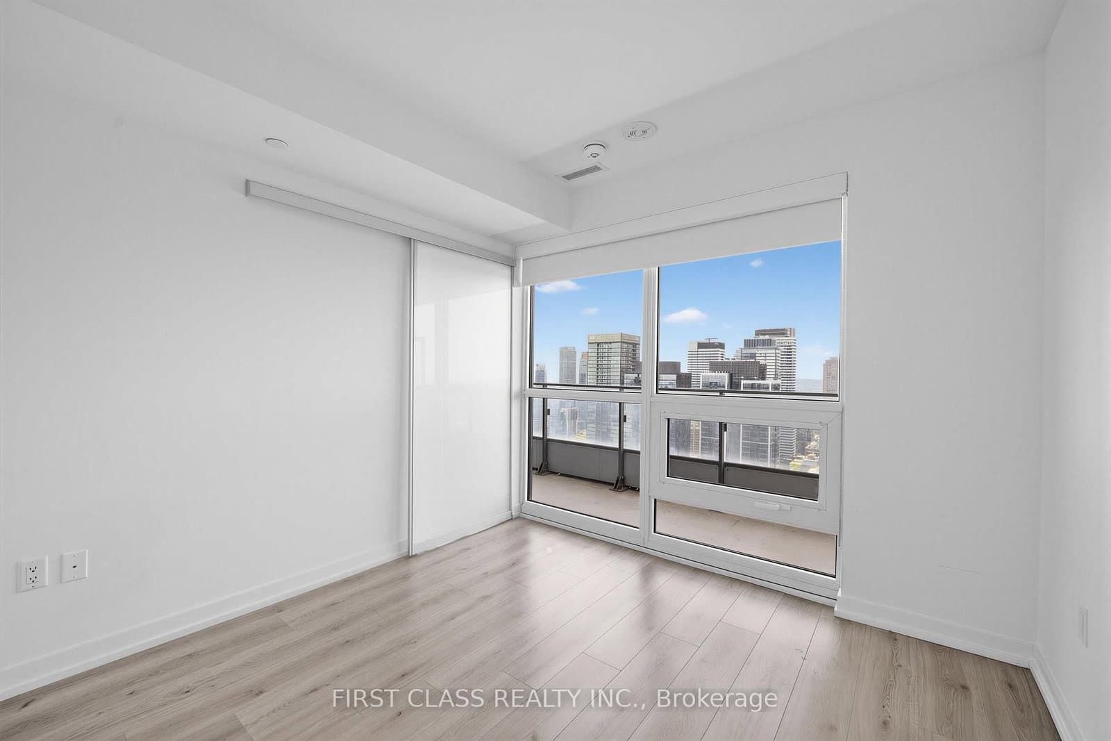 395 Bloor Street E, Unit 4203 thumbnail 12