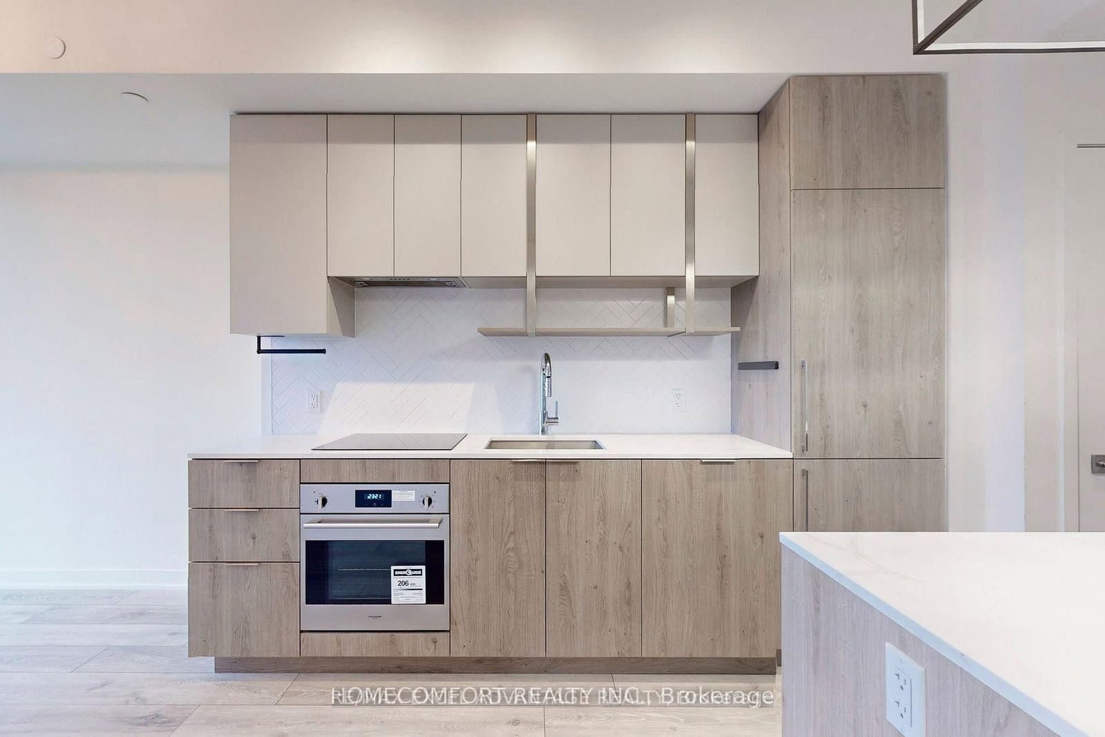 15 Holmes Avenue, Unit 2205
