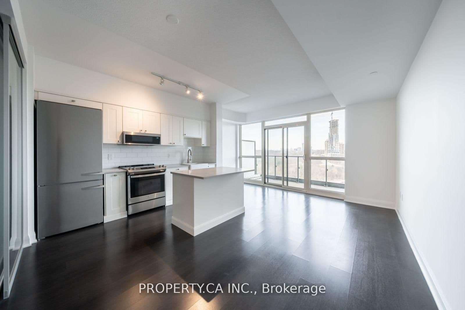 #601 - 160 Vanderhoof Avenue