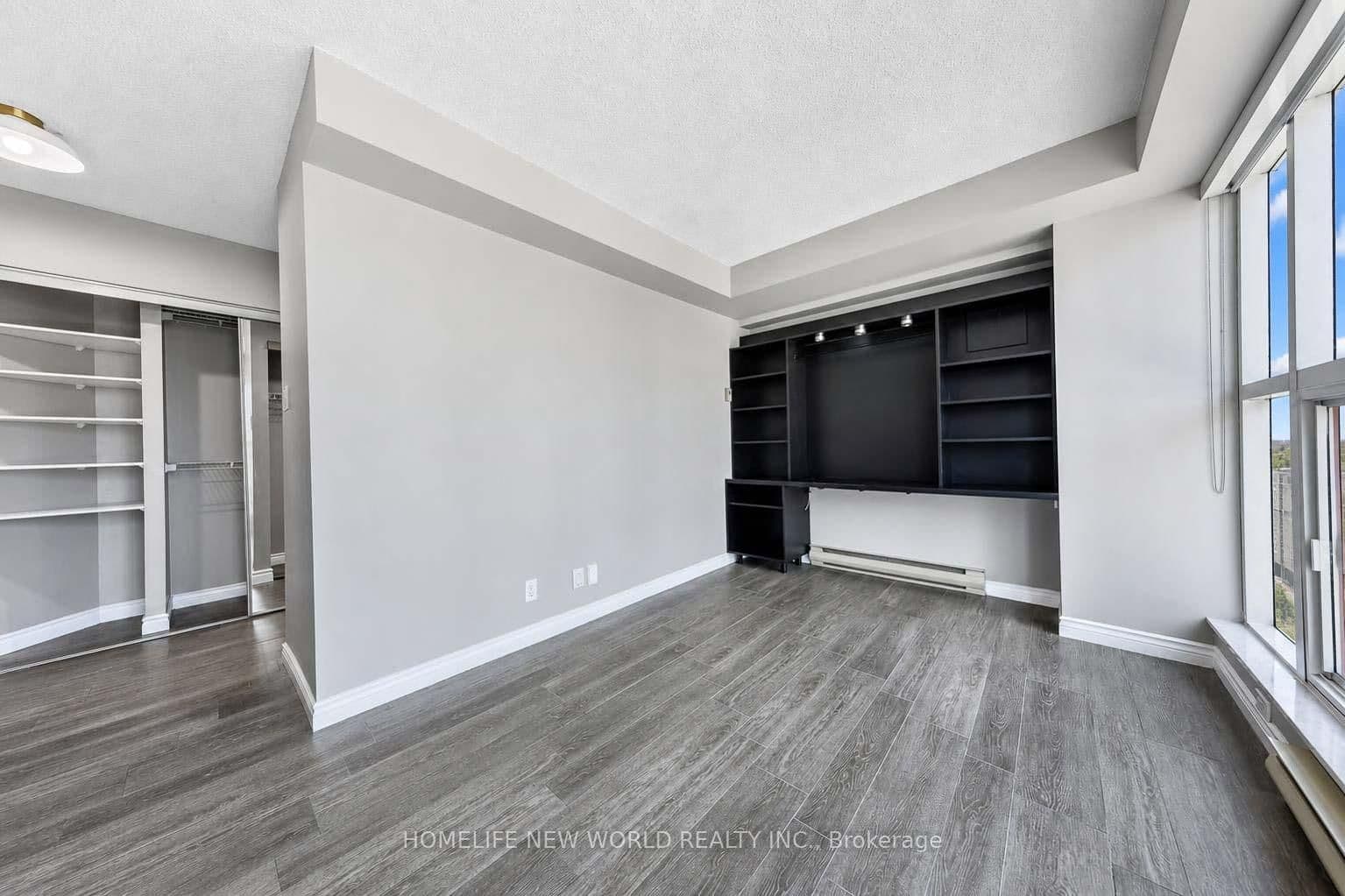 77 Harbour Square, Unit 1602 thumbnail 15