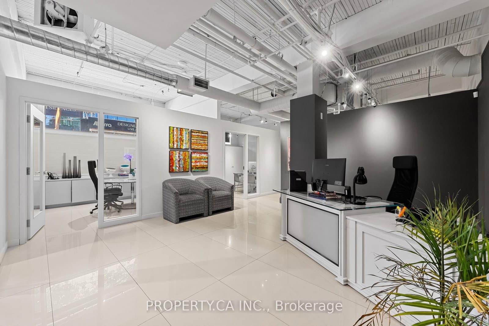 320 Davenport Road, Unit Unit 105 thumbnail 4