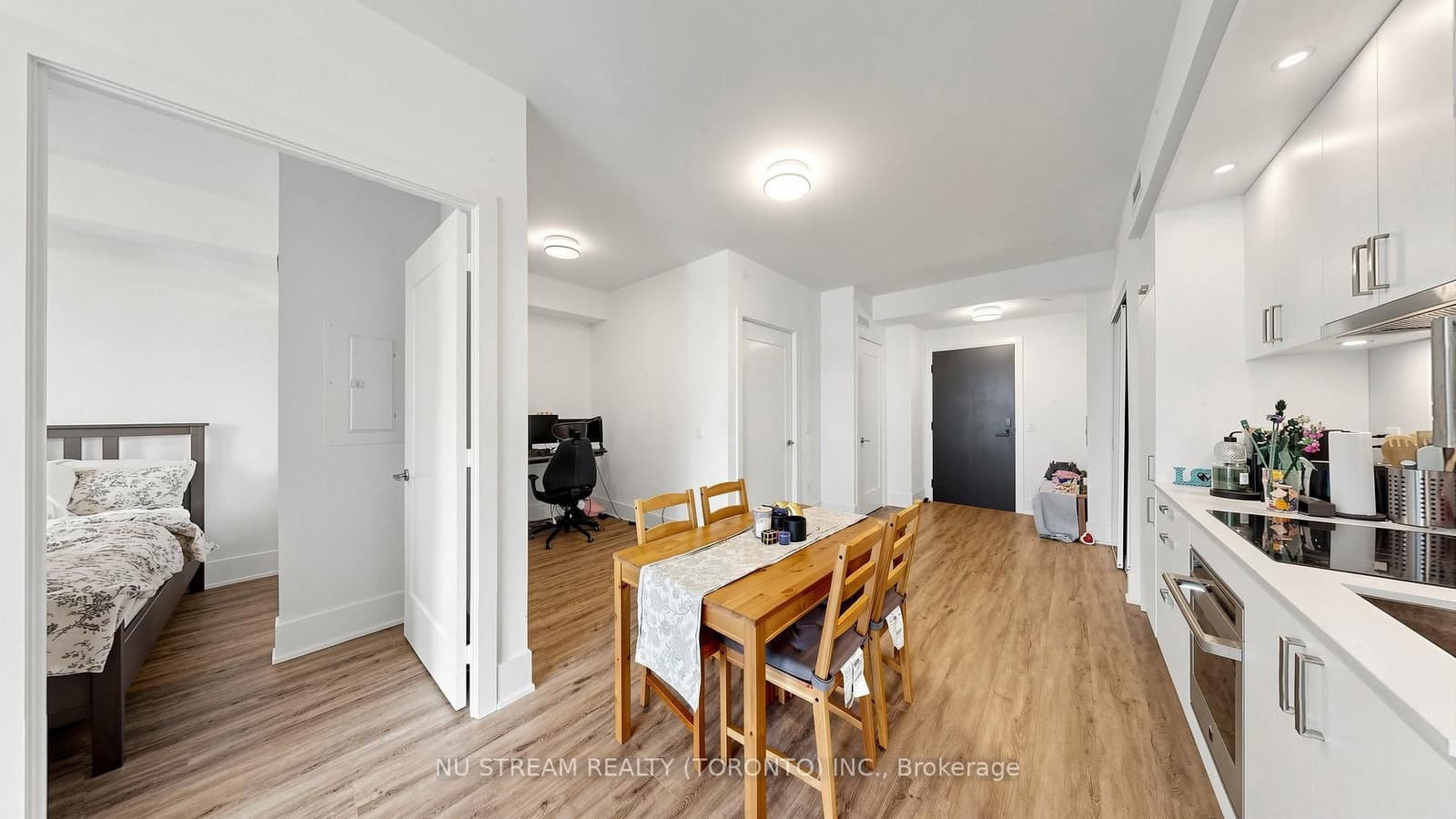 470 Front Street W, Unit 1408 thumbnail 19