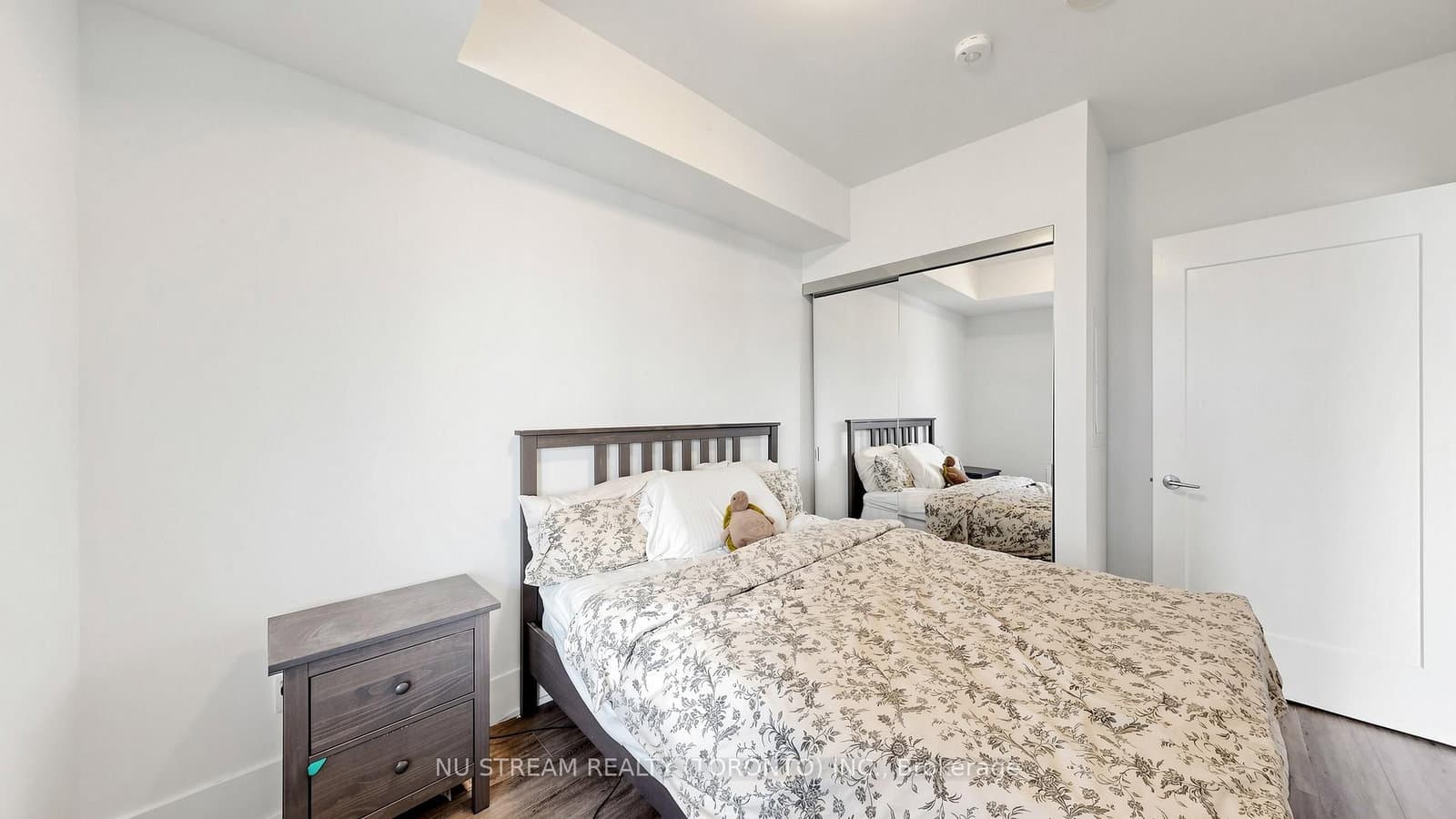470 Front Street W, Unit 1408 thumbnail 26