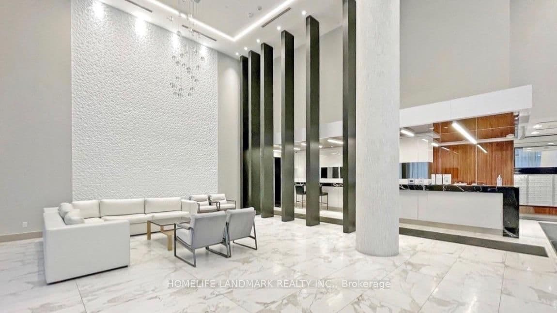 32 forest manor Road, Unit 811 thumbnail 7