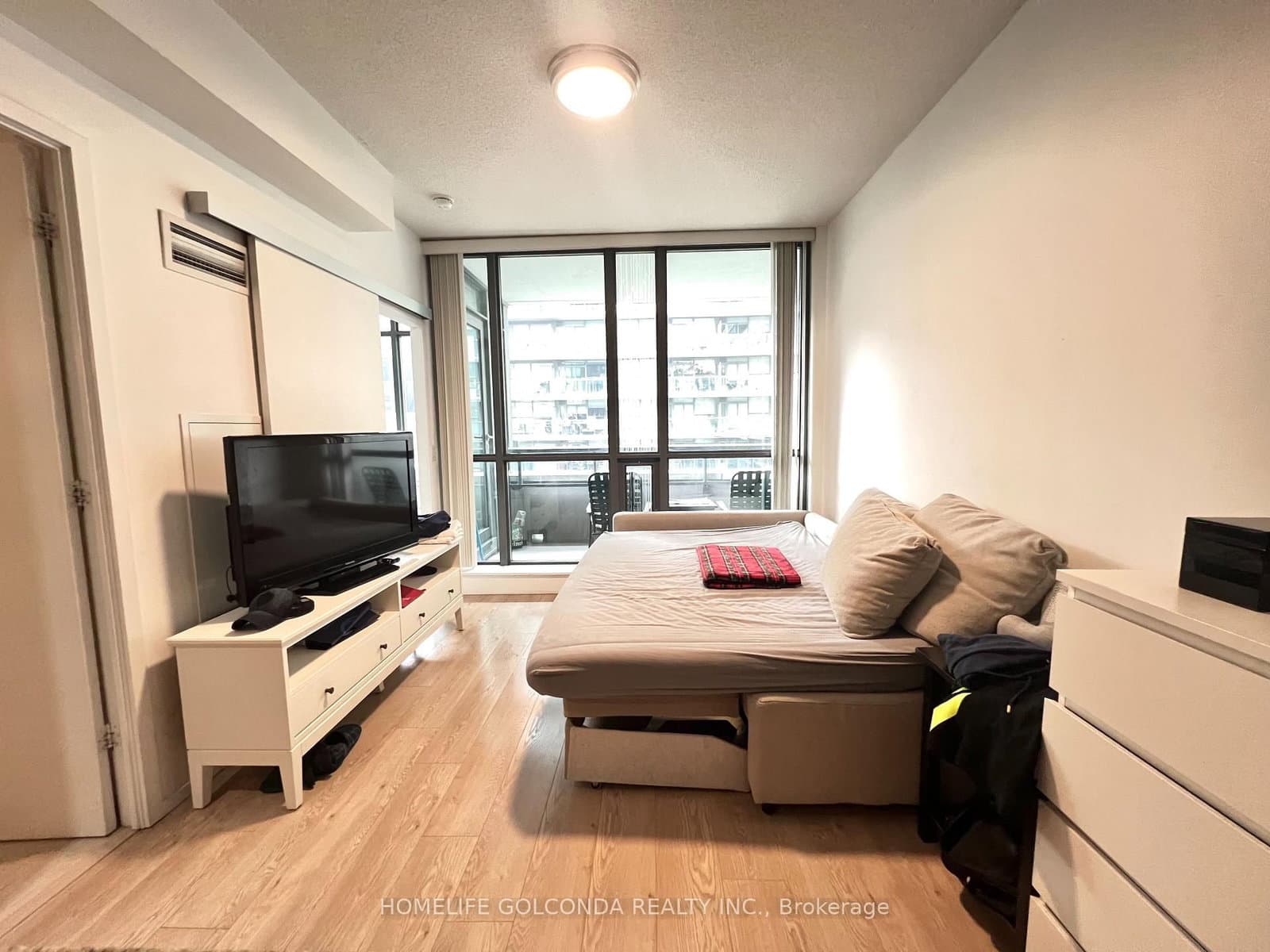 8 Charlotte Street, Unit 511 thumbnail 4
