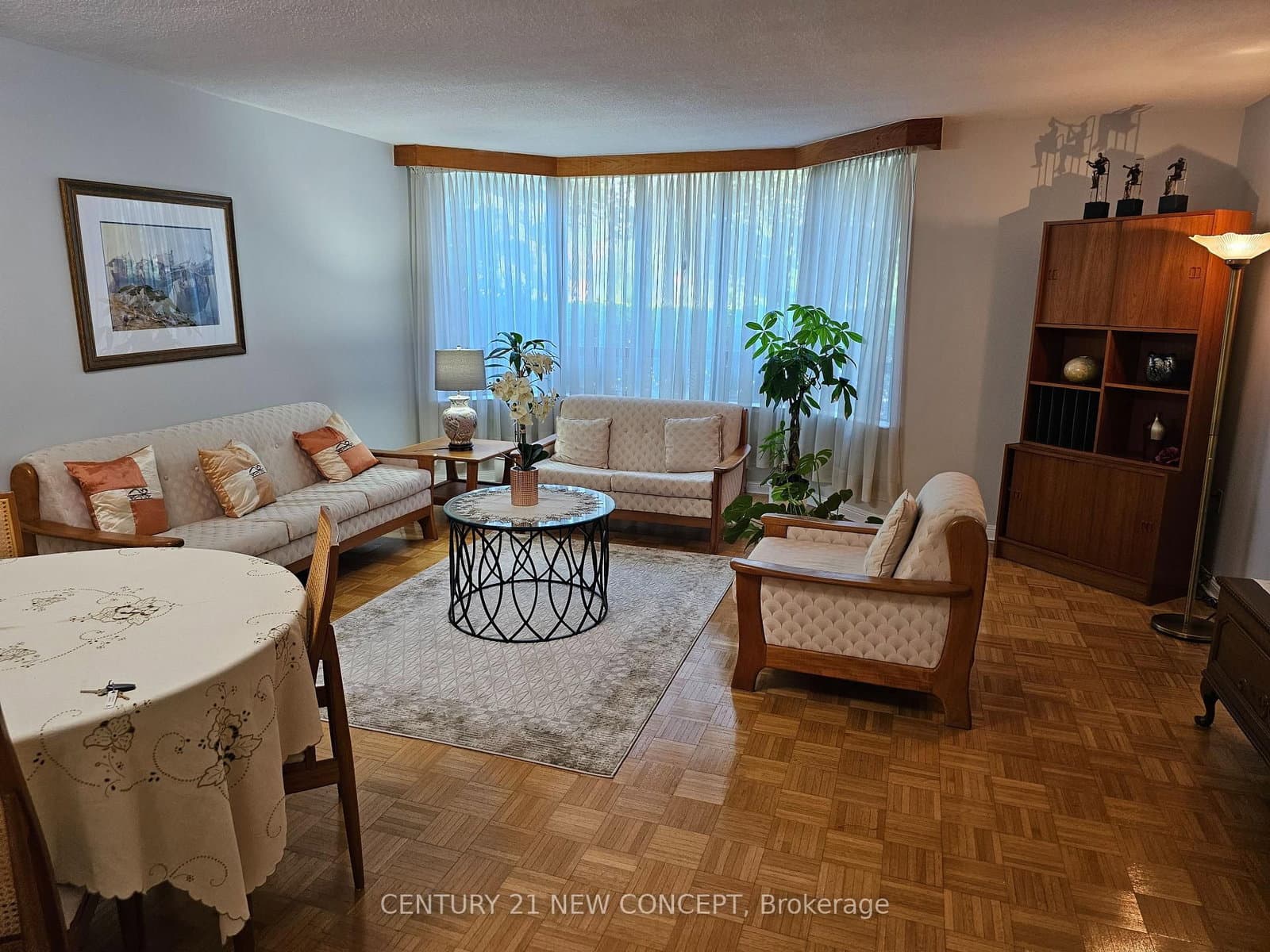 255 The Donway West E, Unit 123 thumbnail 10