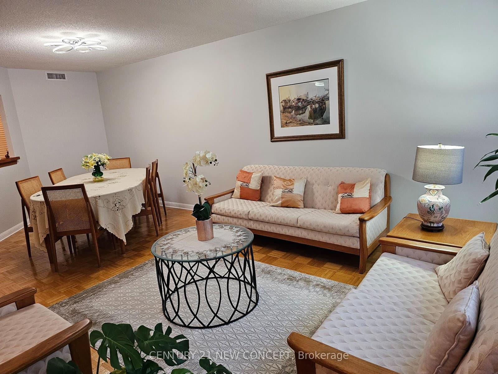 255 The Donway West E, Unit 123 thumbnail 11