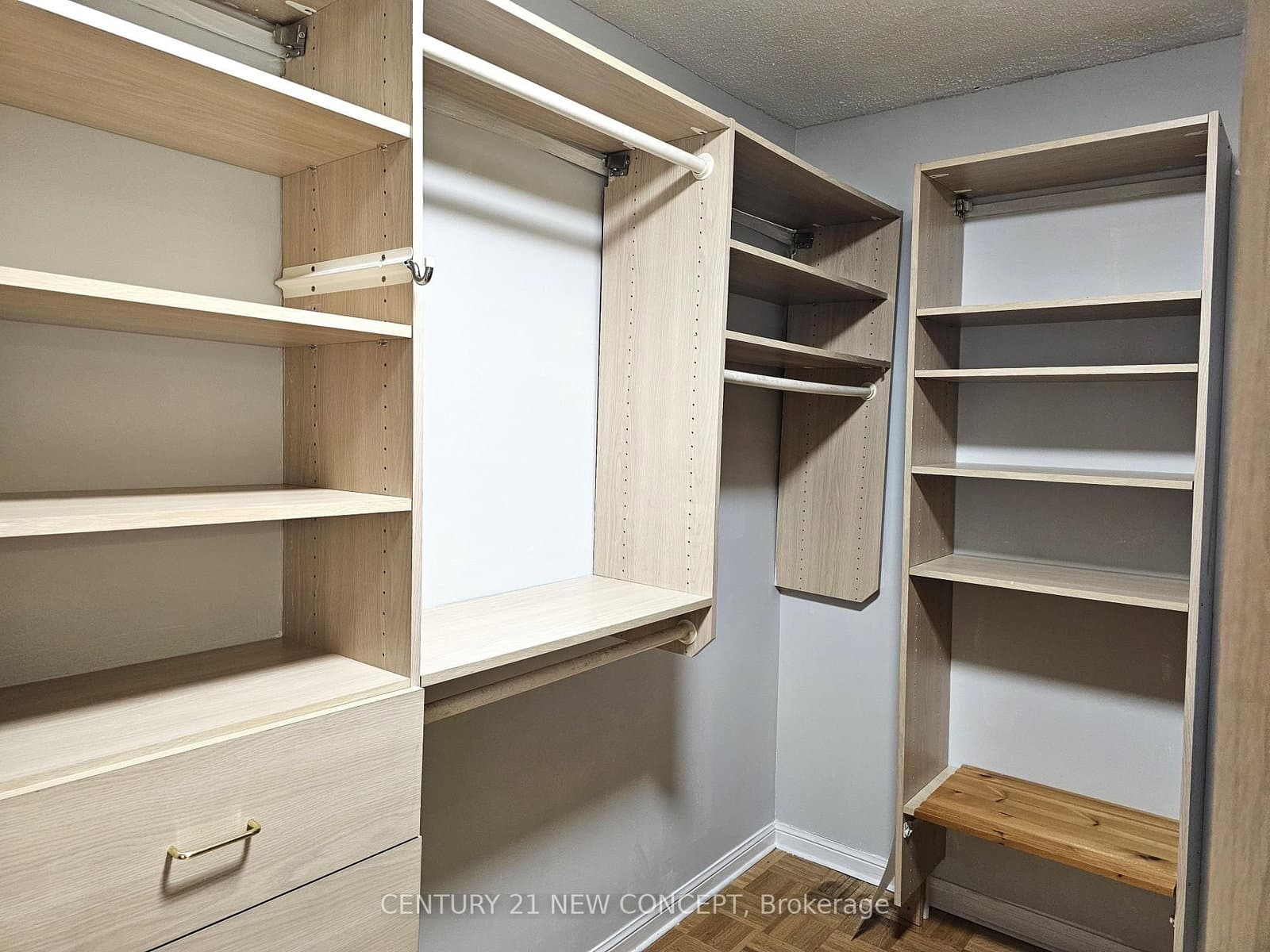 255 The Donway West E, Unit 123 thumbnail 19