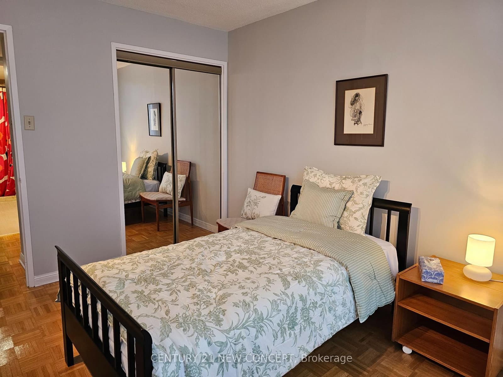255 The Donway West E, Unit 123 thumbnail 24