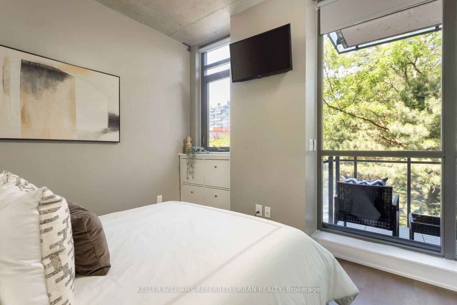 90 Trinity Street, Unit 212 thumbnail 25