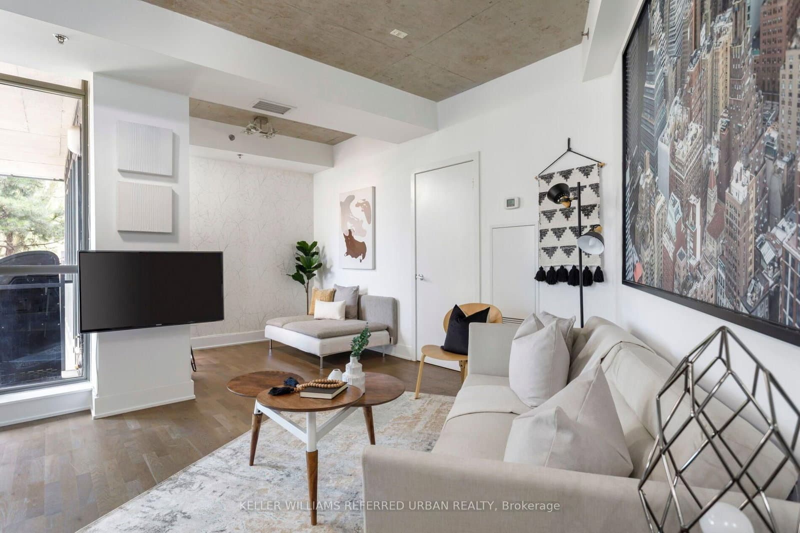 90 Trinity Street, Unit 212 thumbnail 6