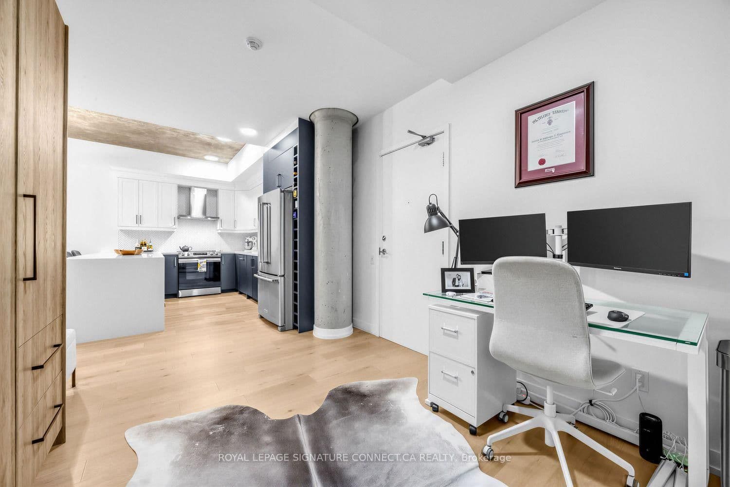 66 Portland Street, Unit PH806 thumbnail 7