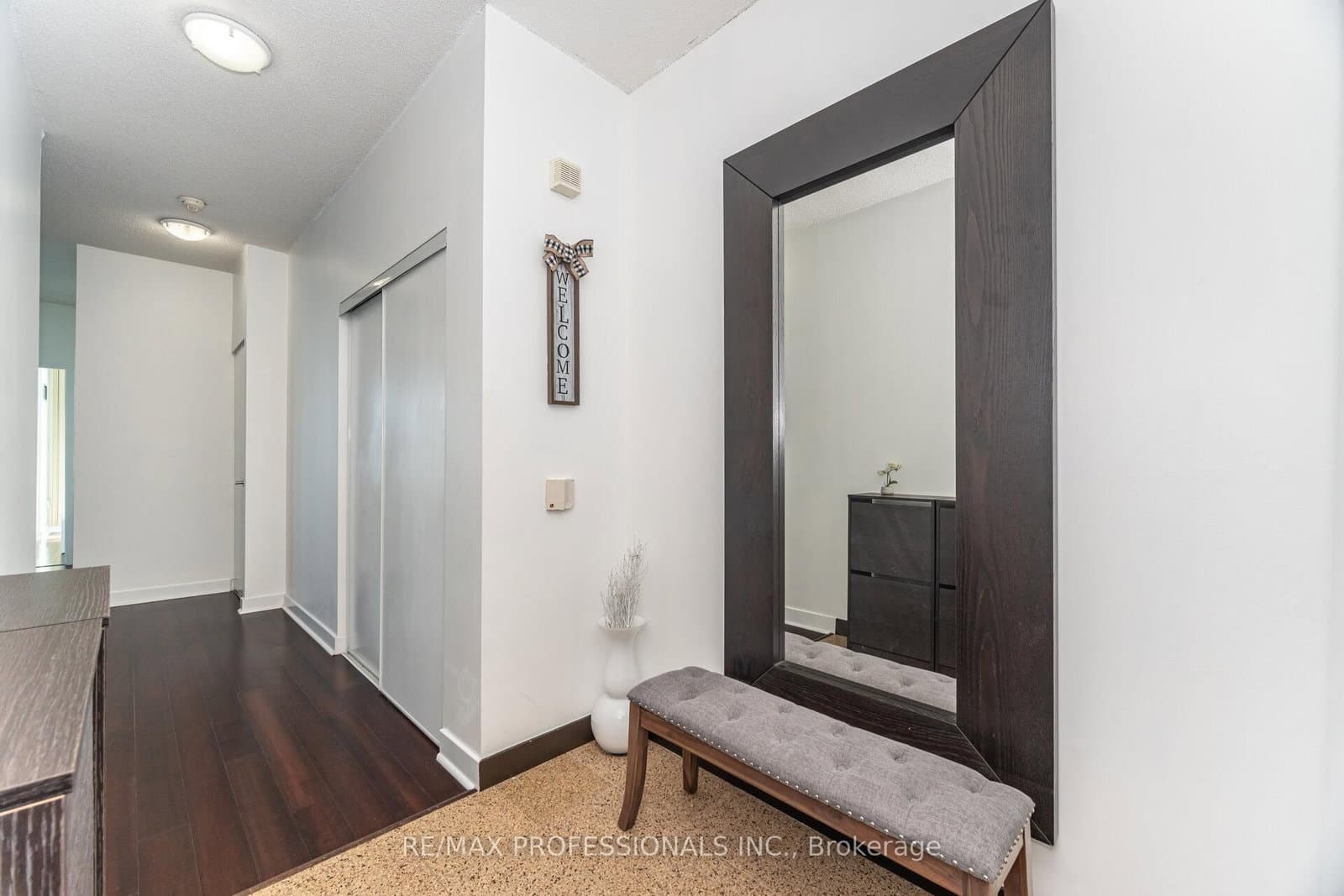 361 Front Street W, Unit 3303 thumbnail 6