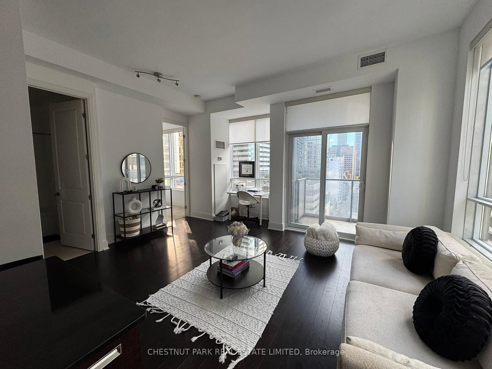 21 Balmuto Street, Unit 1102 thumbnail 6