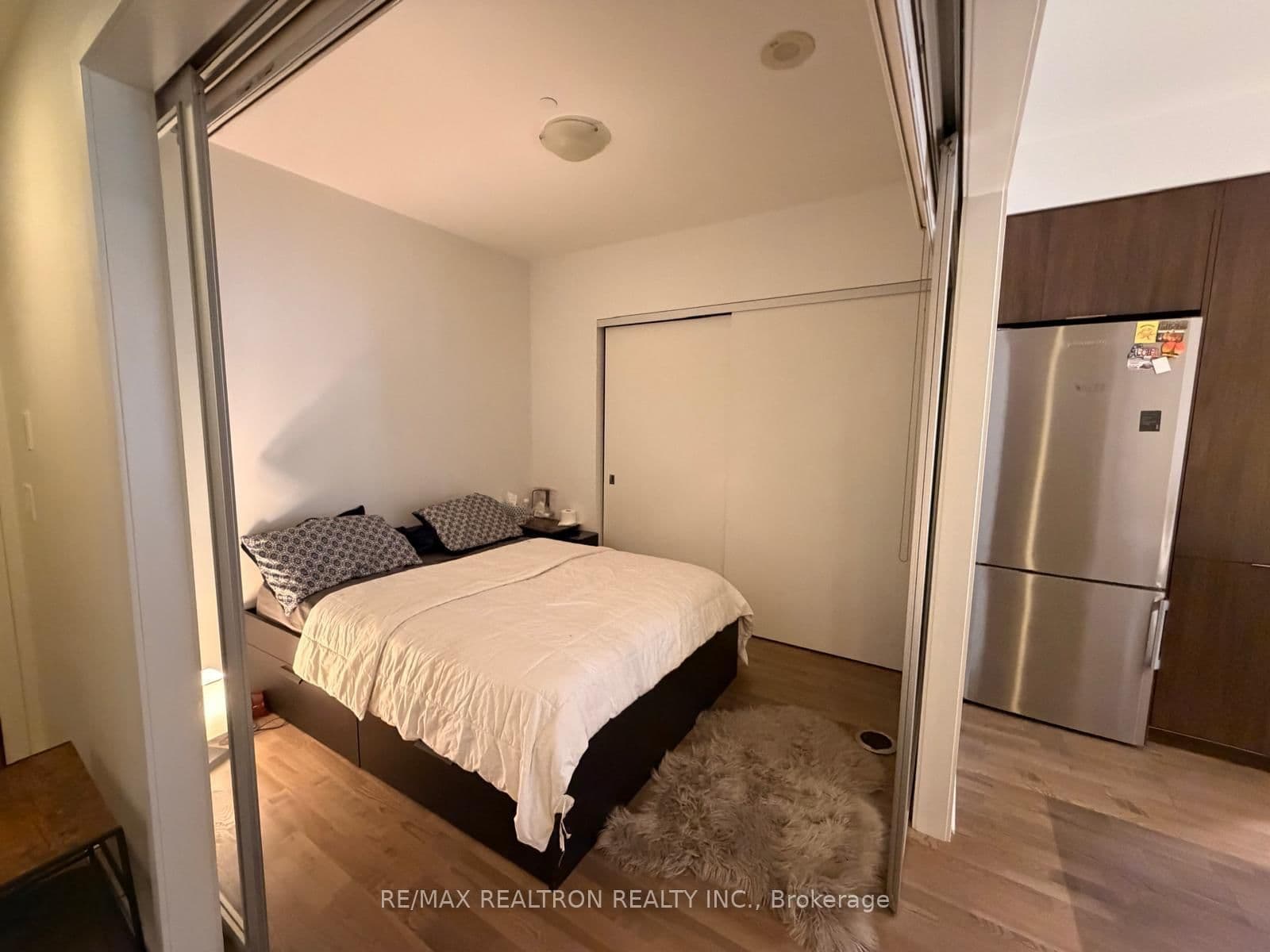 1 Bloor Street E, Unit 312 thumbnail 10