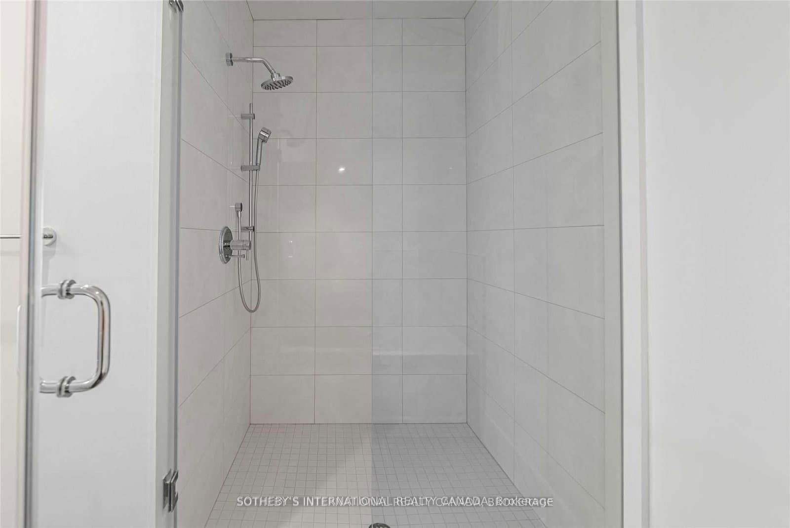 29 Queens Quay E, Unit TH-113 thumbnail 31
