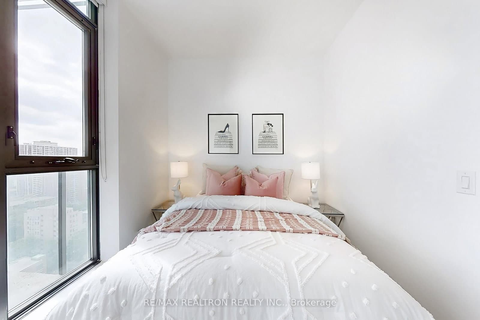 81 Wellesley Street E, Unit 2001 thumbnail 21