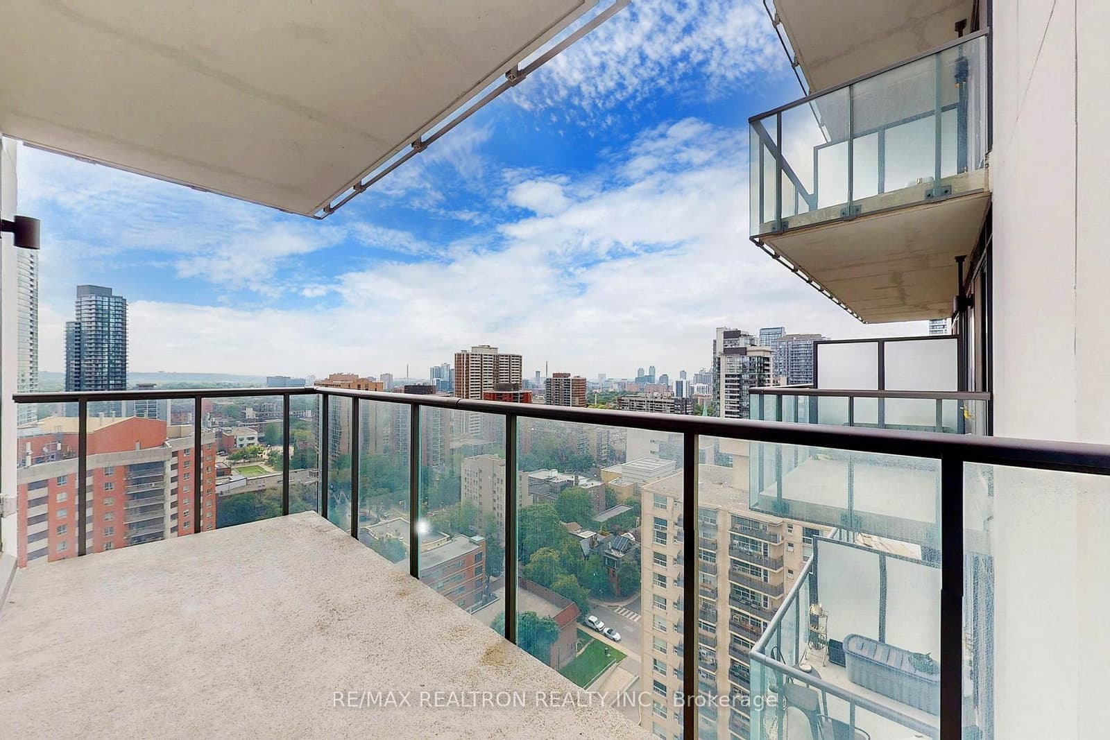 81 Wellesley Street E, Unit 2001 thumbnail 28
