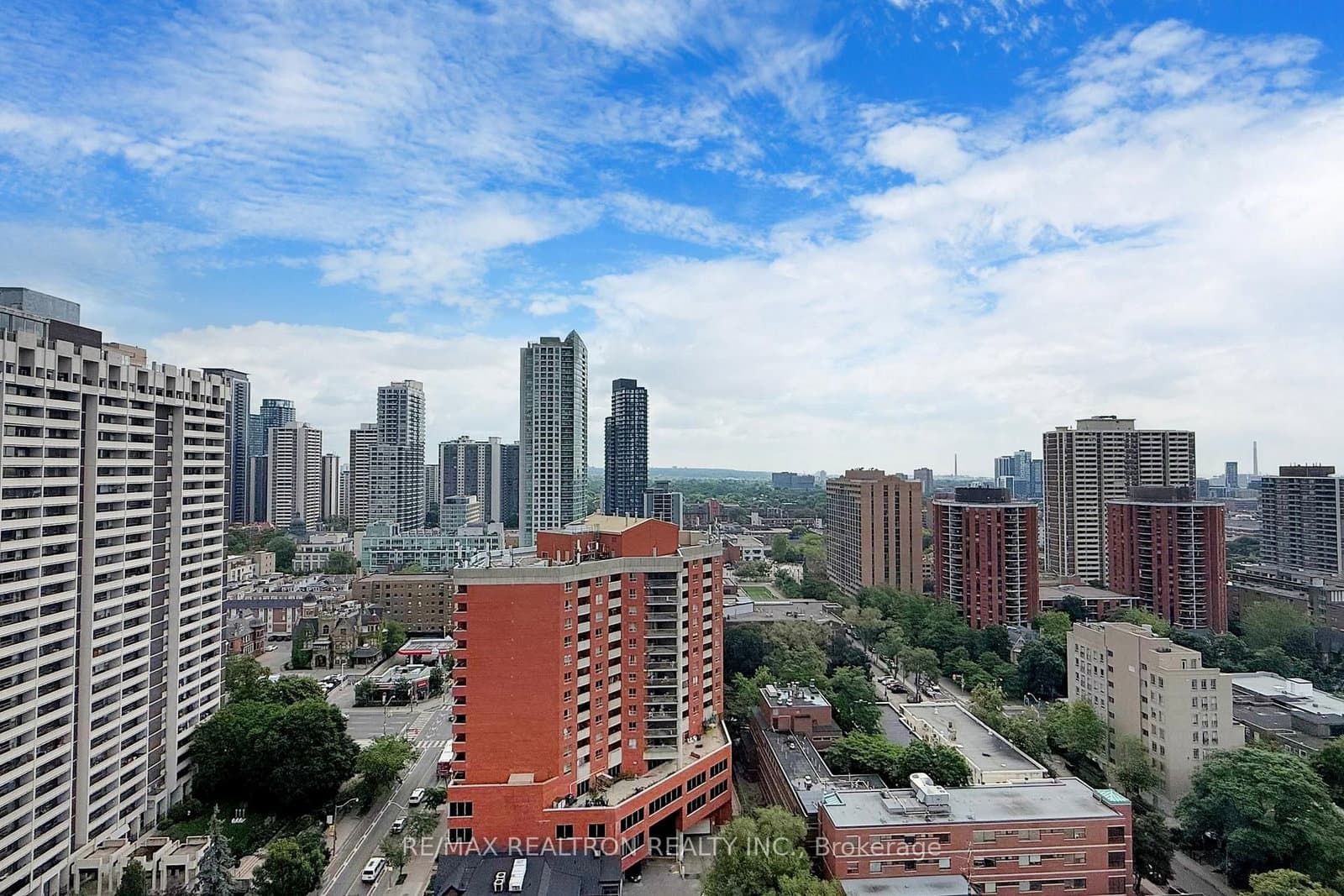 81 Wellesley Street E, Unit 2001 thumbnail 29