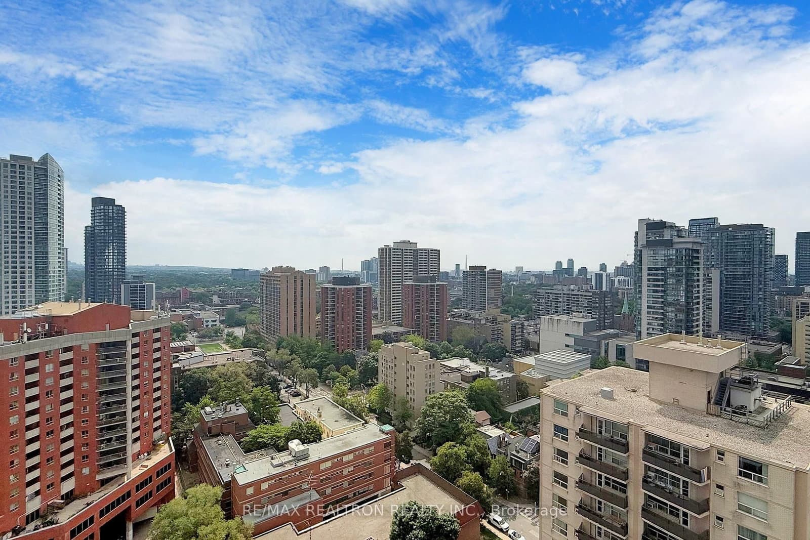 81 Wellesley Street E, Unit 2001 thumbnail 32