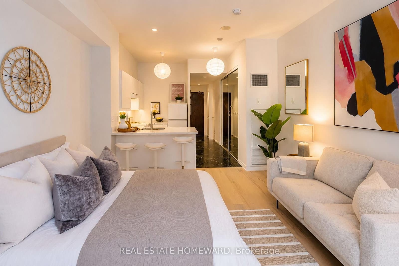 7 King Street E, Unit 602 thumbnail 9