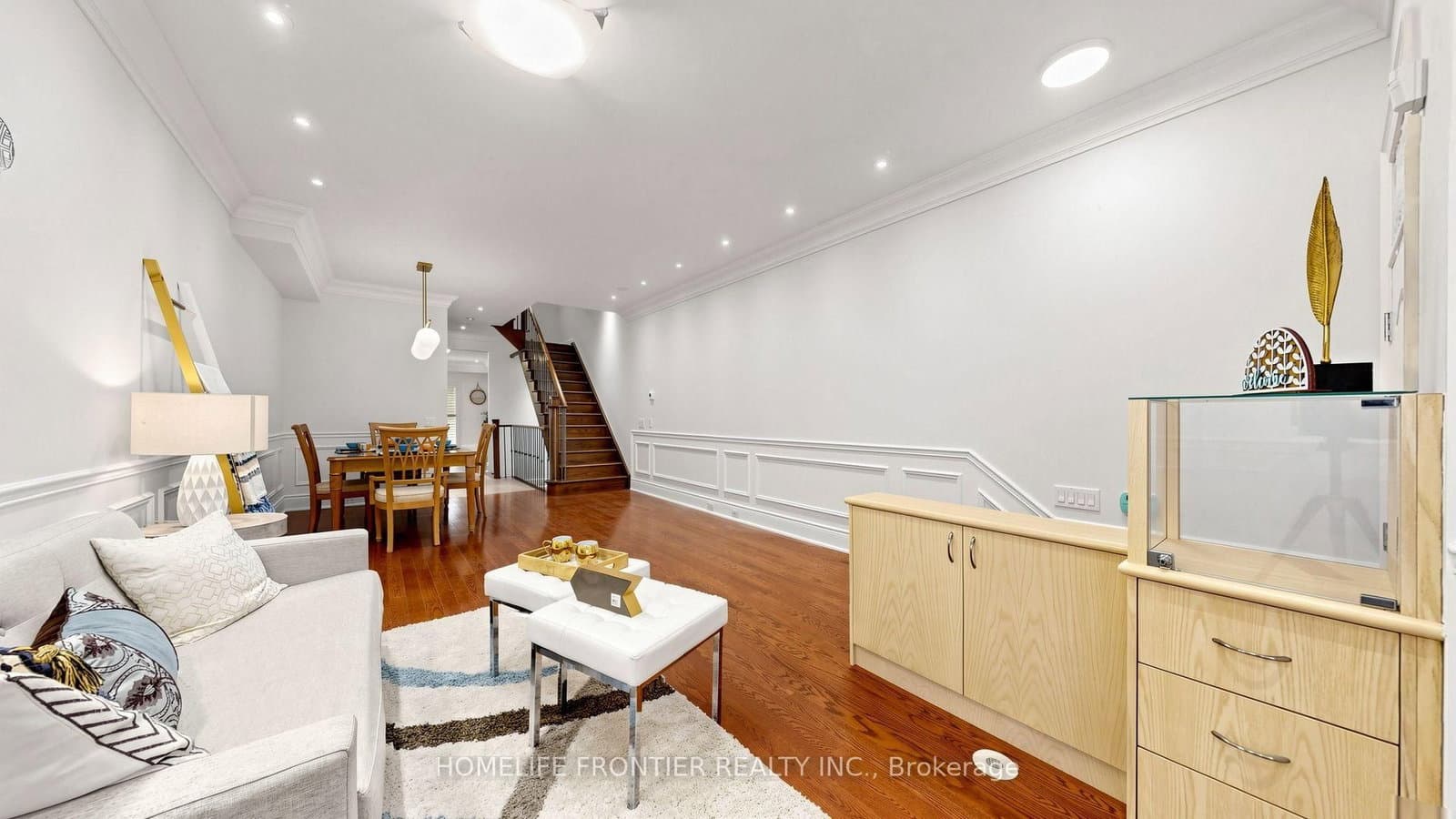 30 Clairtrell Road thumbnail 4