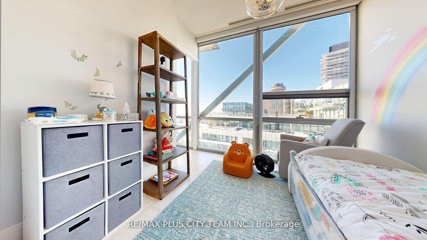 39 Queens Quay E, Unit 1305 thumbnail 20