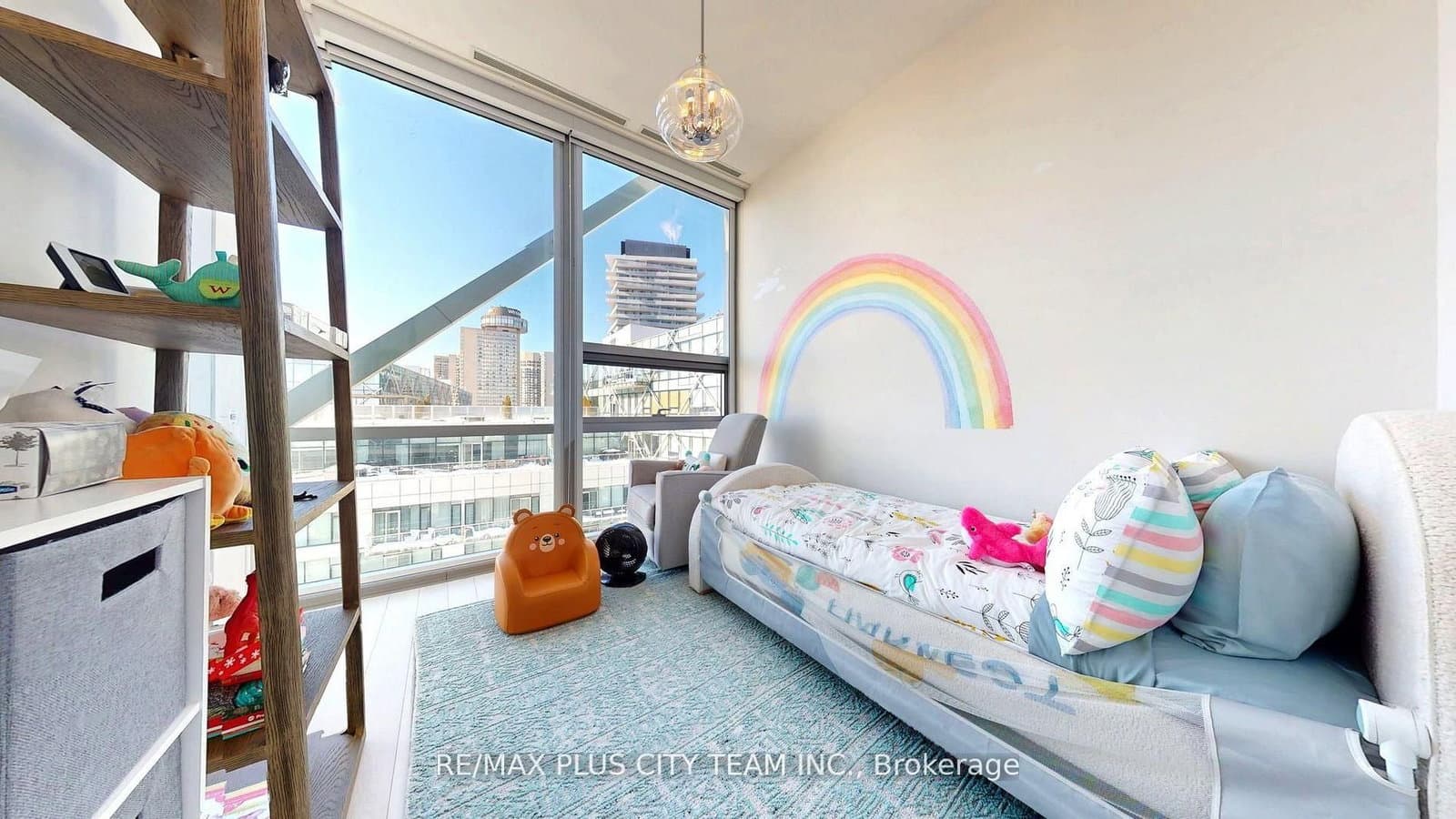 39 Queens Quay E, Unit 1305 thumbnail 21