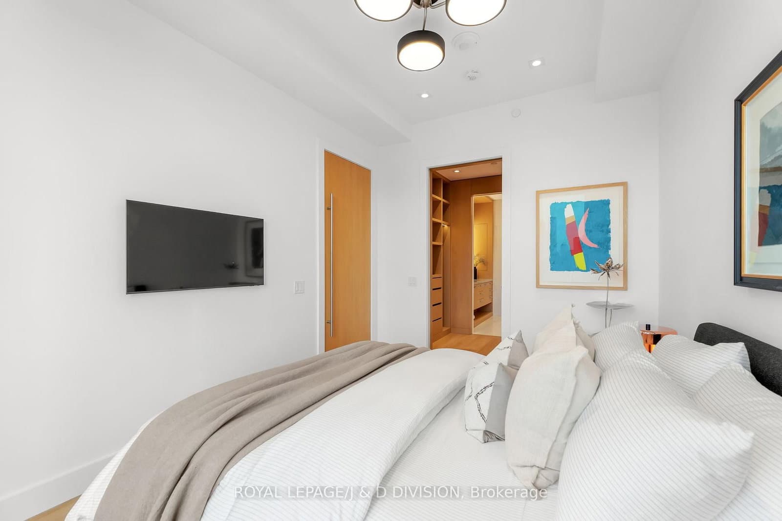 1 Strathgowan Avenue, Unit 710 thumbnail 14
