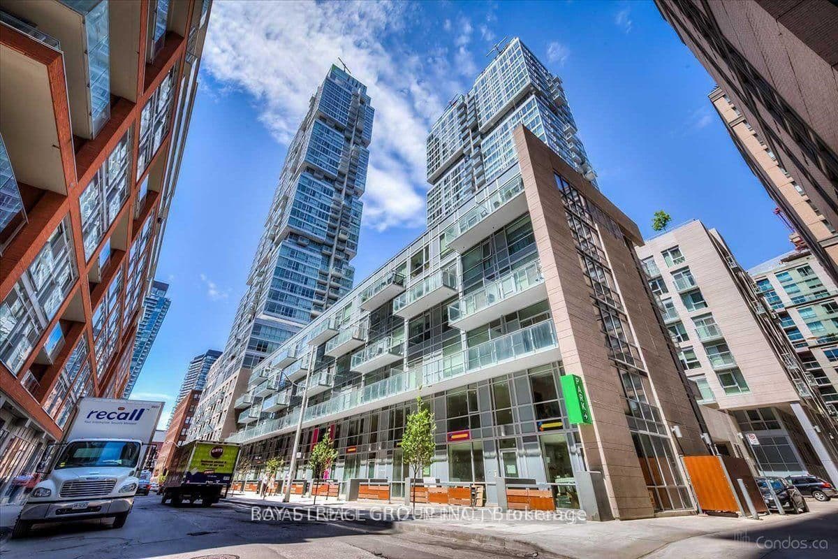 30 Nelson Street, Unit 1603 thumbnail 17