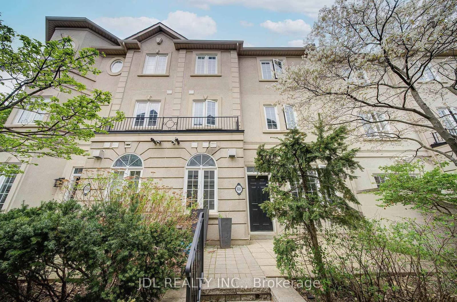 11 Everson Drive, Unit 610 thumbnail 3