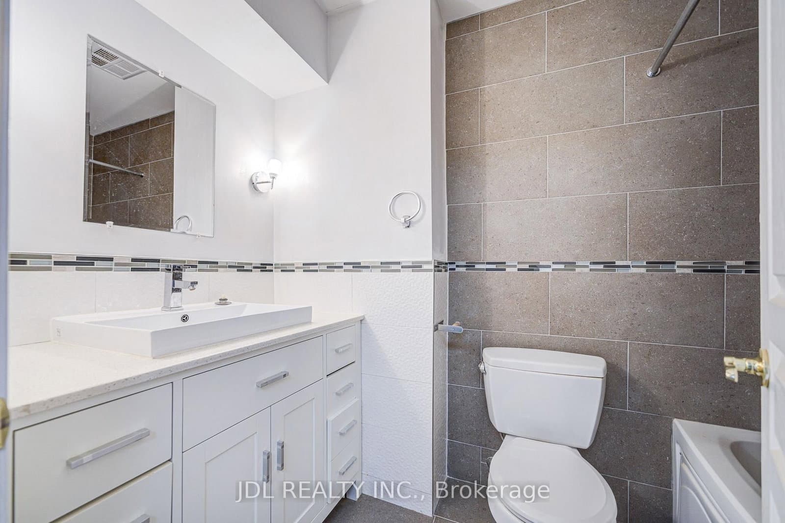 11 Everson Drive, Unit 610 thumbnail 35