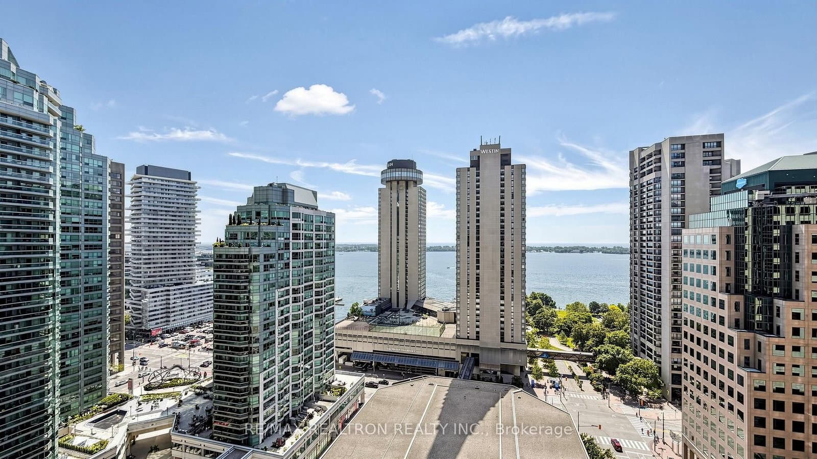 33 Bay Street, Unit 2211 thumbnail 25