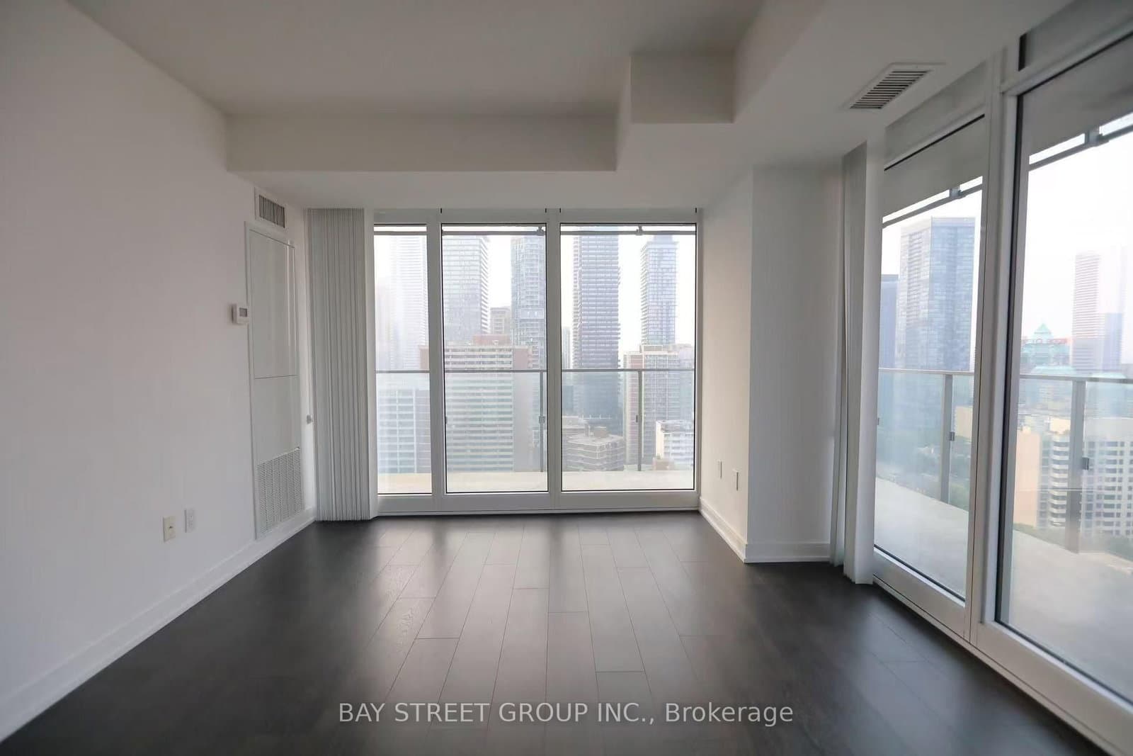 50 E Wellesley Street E, Unit 3004 thumbnail 2