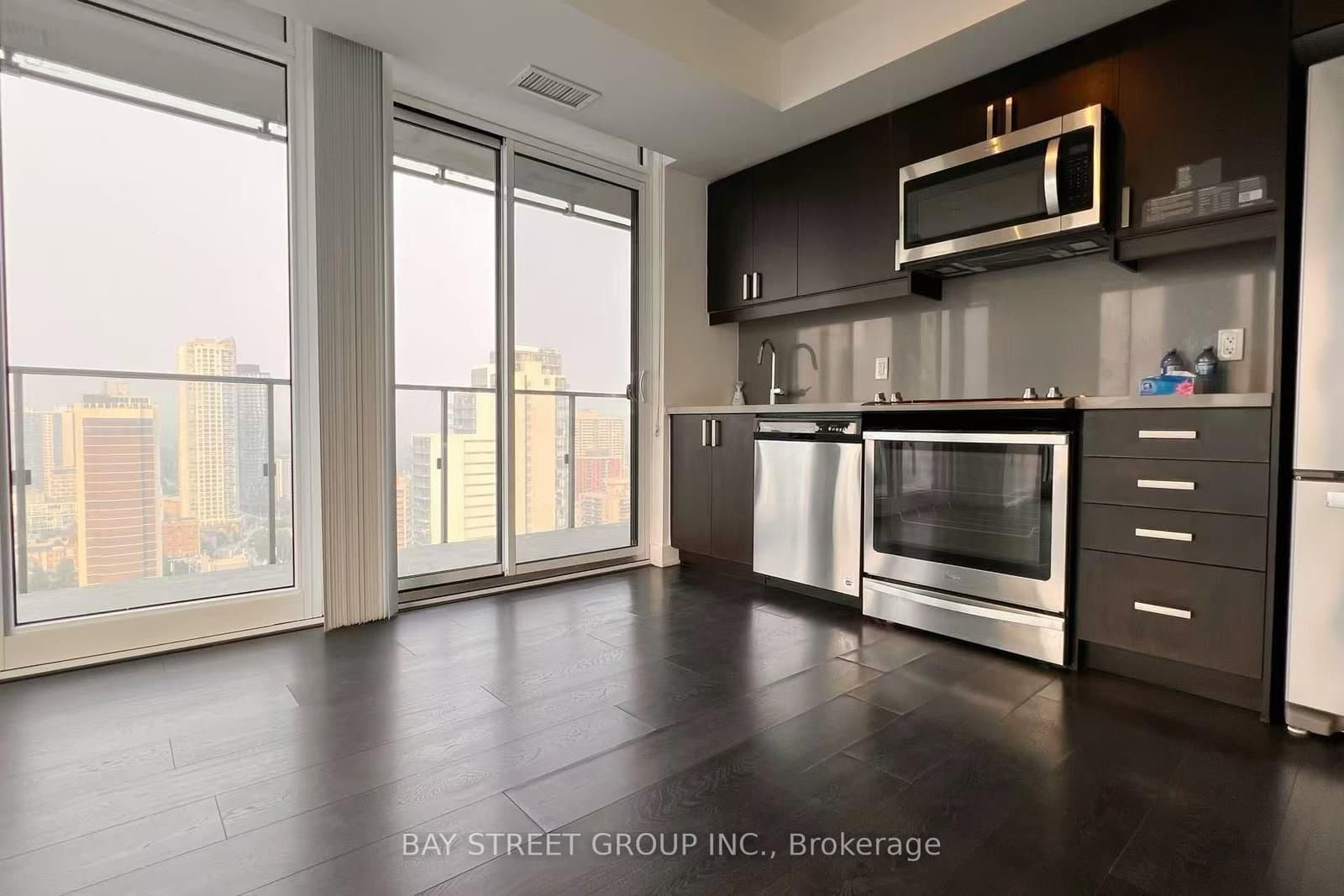 50 E Wellesley Street E, Unit 3004 thumbnail 5