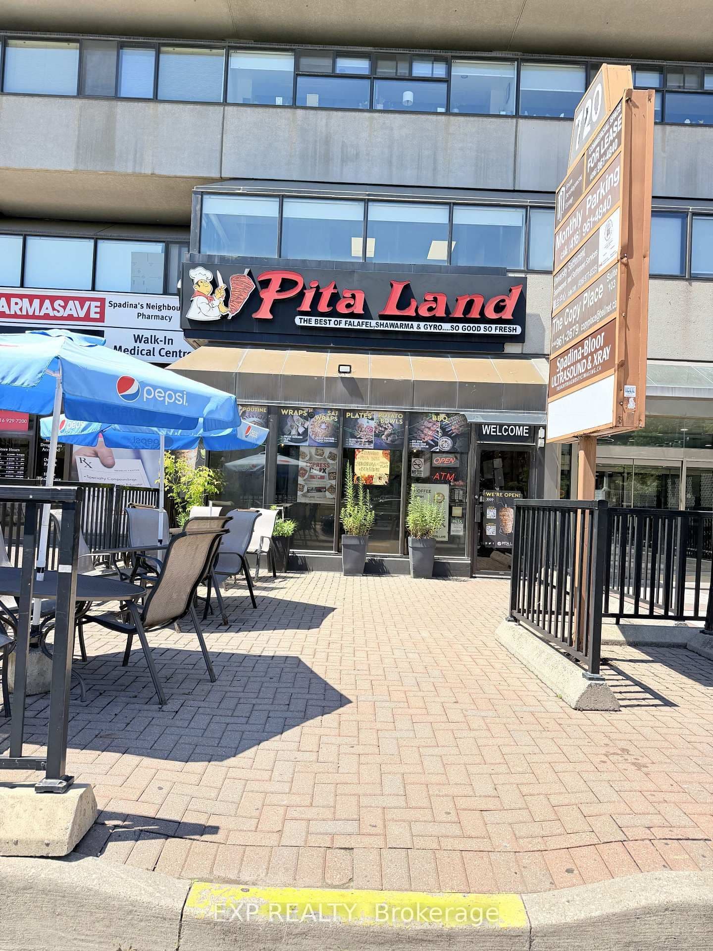 720 Spadina Avenue - Image 1