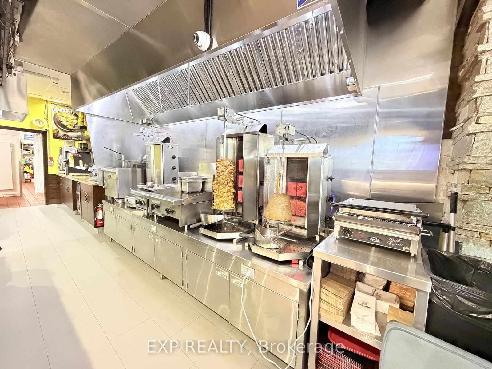720 Spadina Avenue thumbnail 19