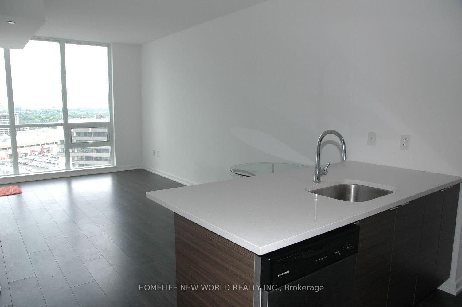 62 Forest Manor Road, Unit 1702 thumbnail 2