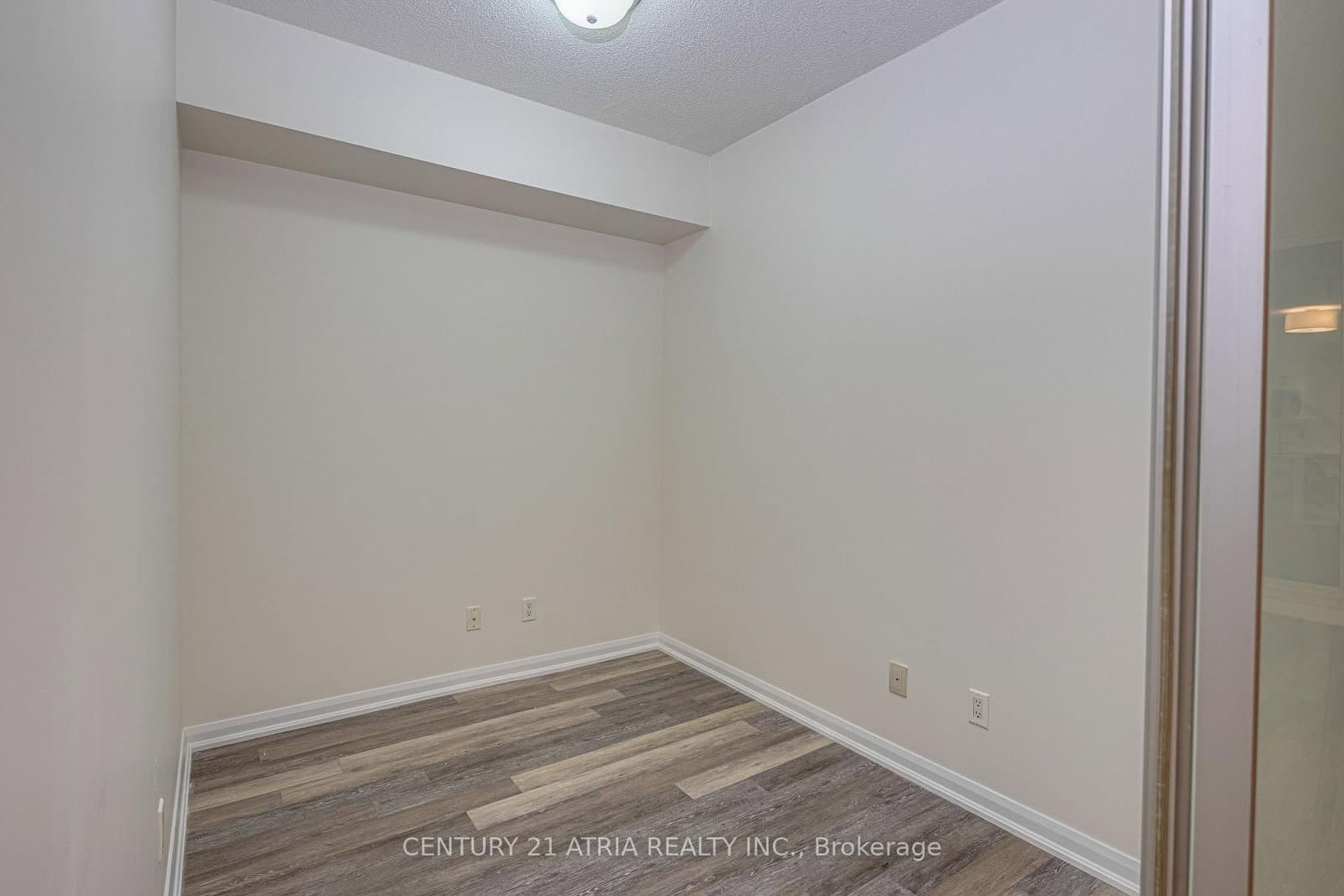 111 Elizabeth Street, Unit 1117 thumbnail 12