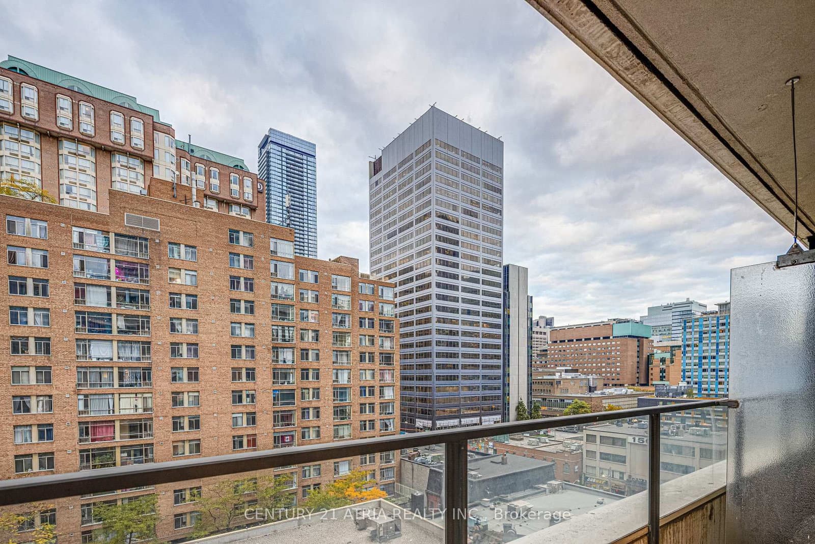 111 Elizabeth Street, Unit 1117 thumbnail 17