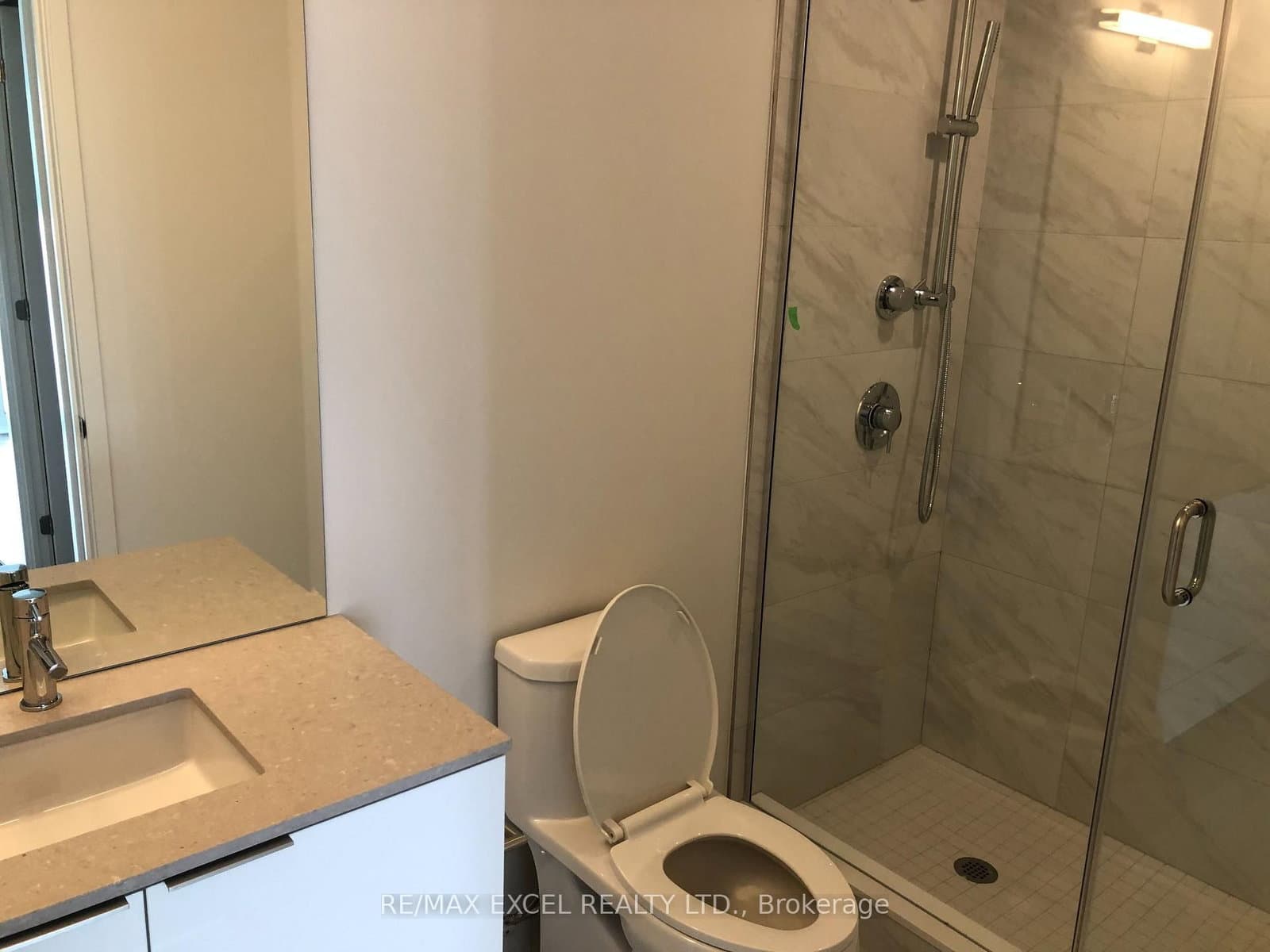15 Queens Quay E, Unit 1303 thumbnail 11