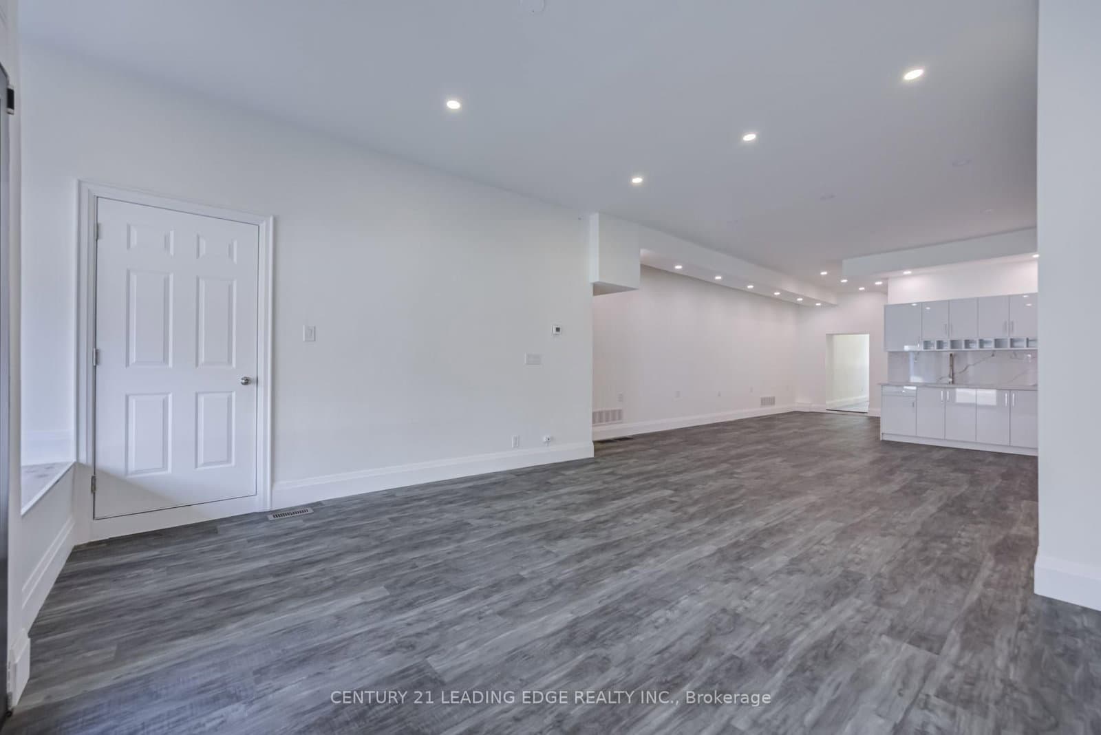 1375 Bathurst Street, Unit Main/Basement thumbnail 4