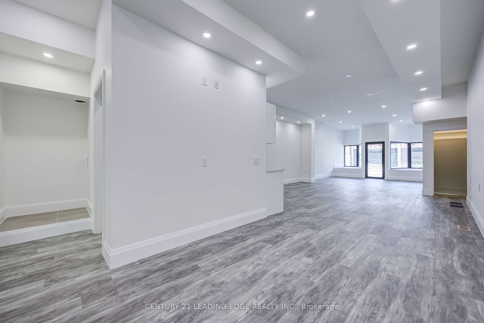 1375 Bathurst Street, Unit Main/Basement thumbnail 9