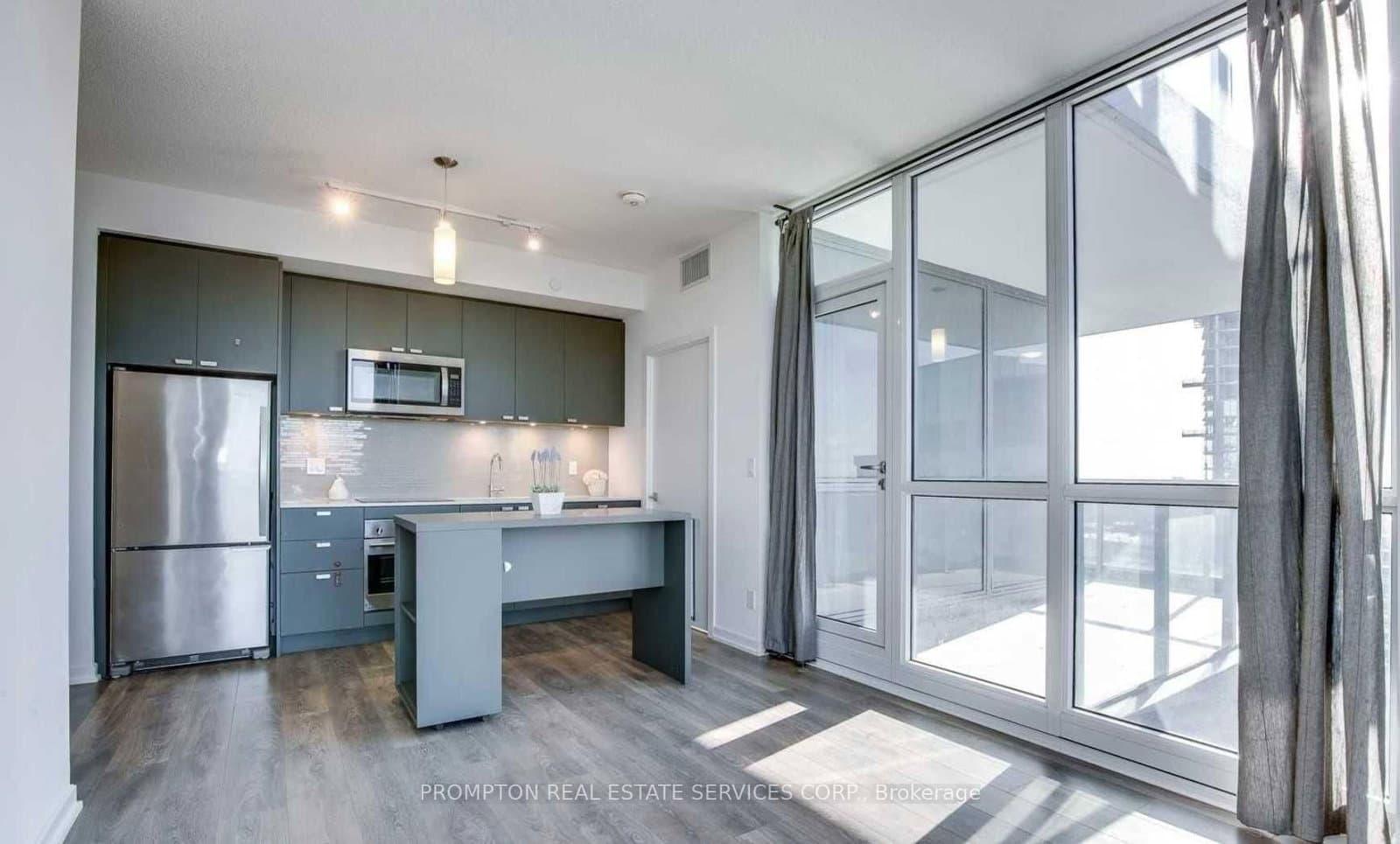 56 Forest Manor, Unit 1404 thumbnail 5